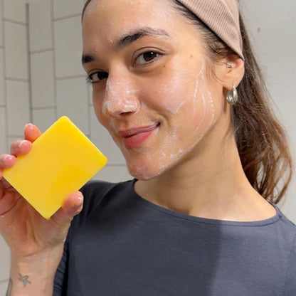 HORIZONLUX™ Turmeric & Kojic Acid Soap